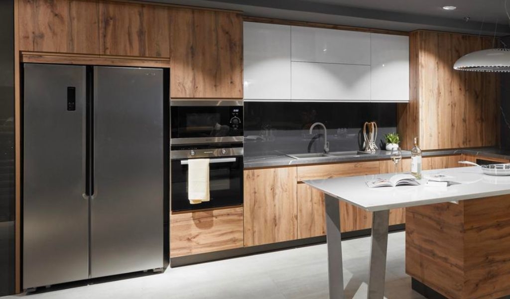 Nên Mua Tủ Lạnh Side by Side Hay 4 Cánh? So Sánh Chi Tiết Ưu, Nhược Điểm và Lựa Chọn Tốt Nhất