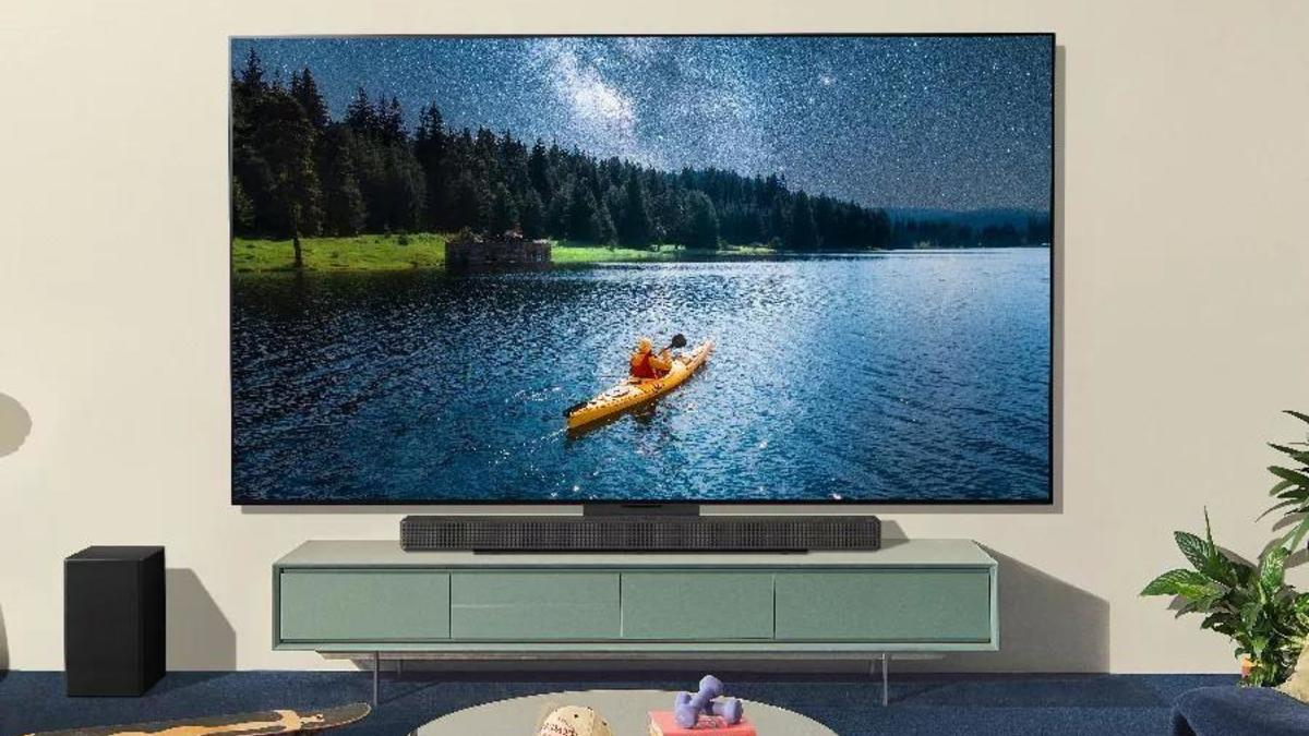tivi-lg-oled-evo-oled65c4psa-trong-khong-gian Tivi LG OLED Evo 4K 65 inch OLED65C4PSA nổi bật trong không gian